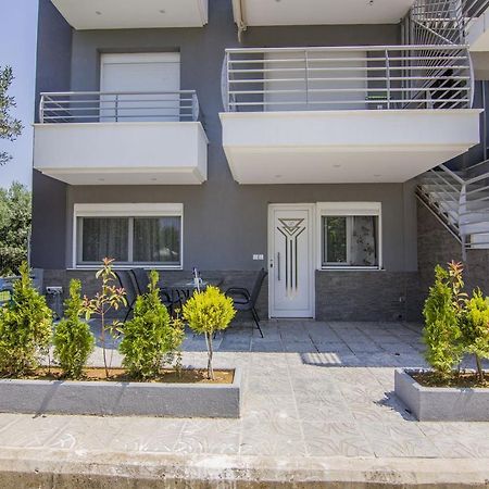 Kasta Bnb Ofrínion Exterior photo