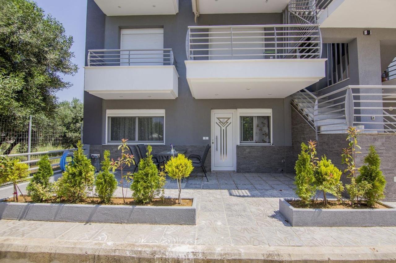 Kasta Bnb Ofrínion Exterior photo