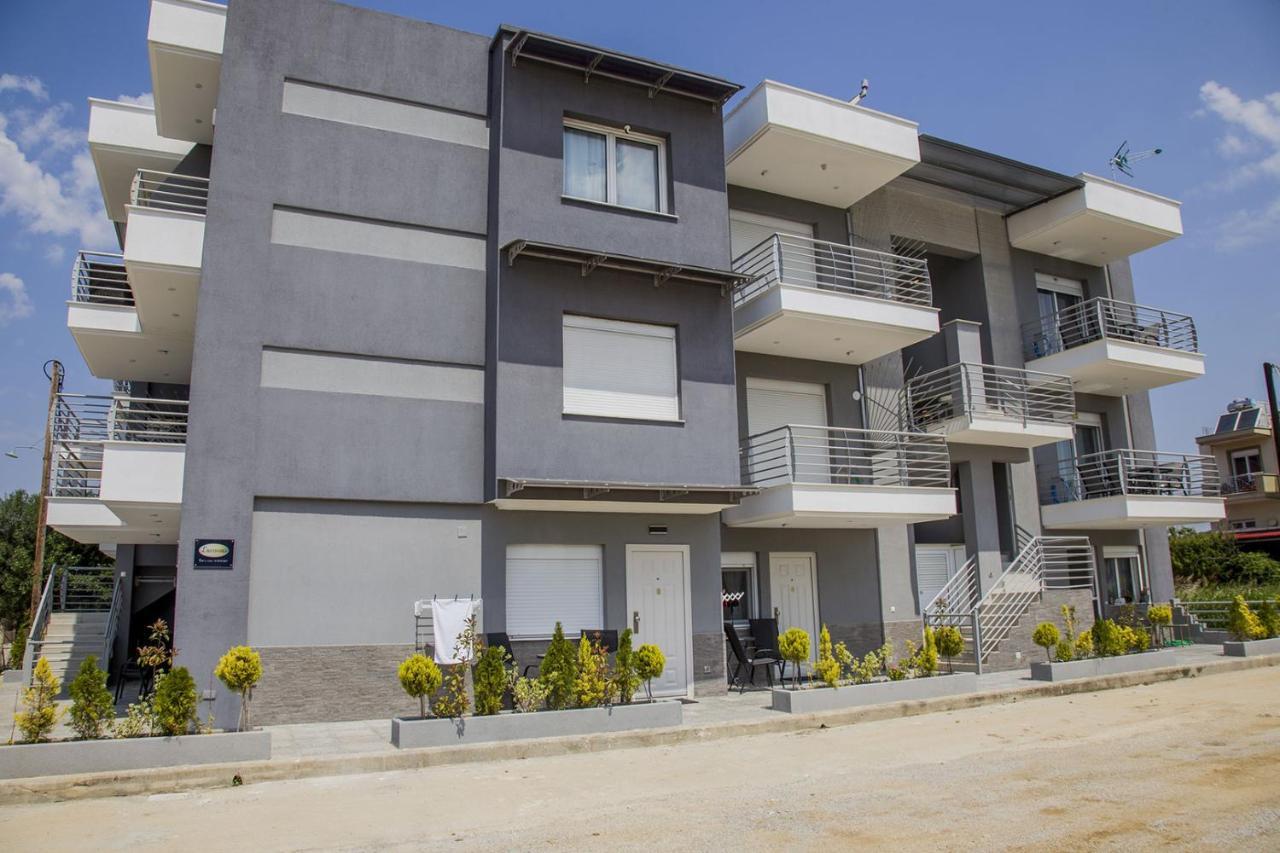 Kasta Bnb Ofrínion Exterior photo